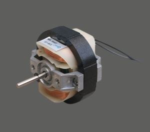 سرعة مروحة المحرك